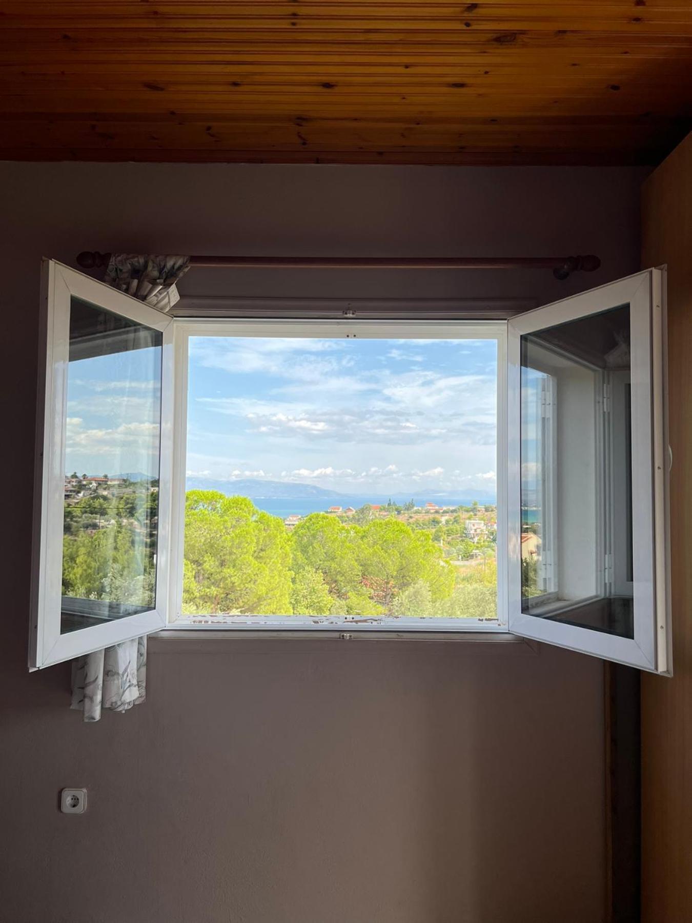 Villa Xenia'S Seaview House Paralia Avlidhos Esterno foto
